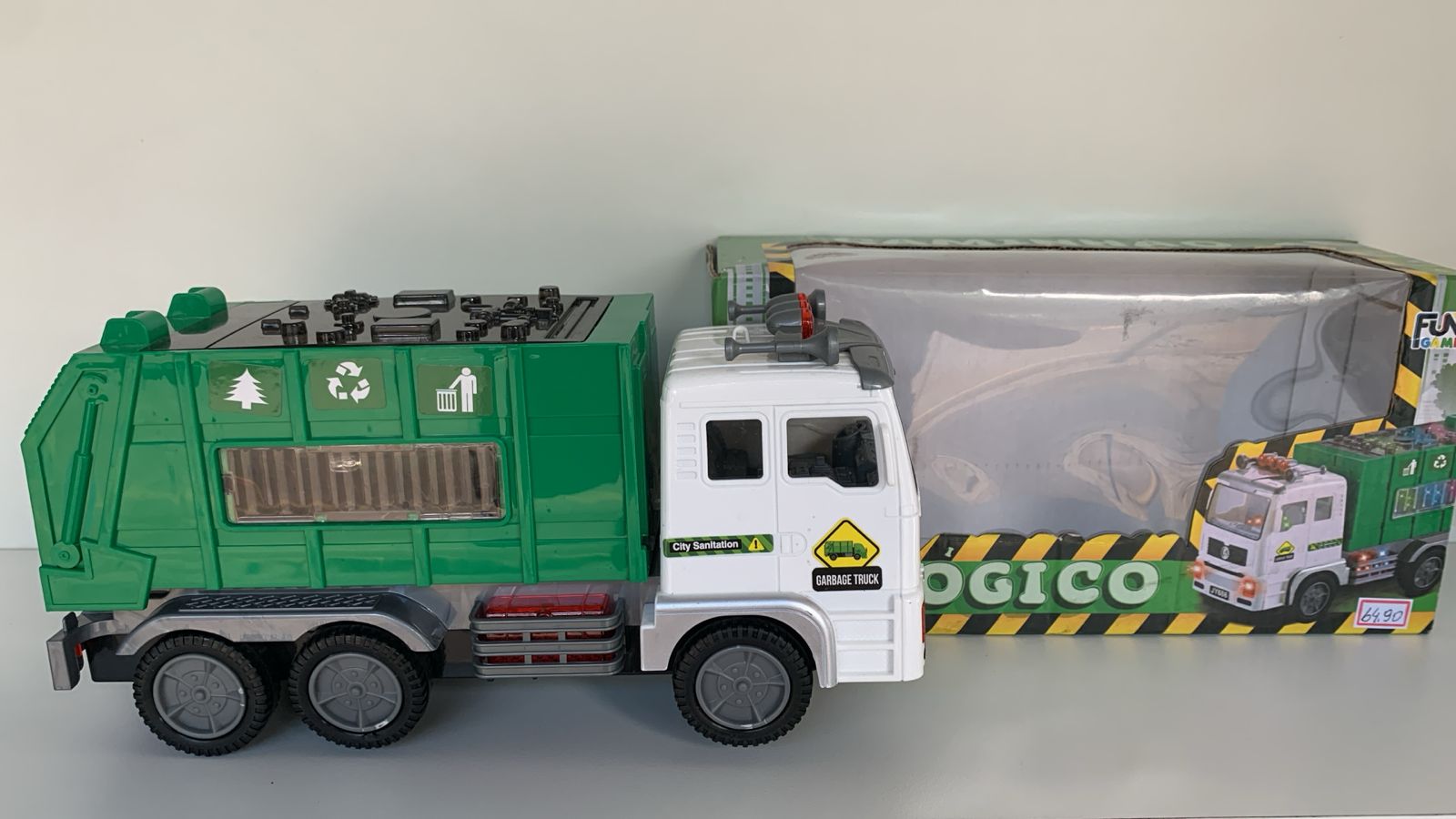Brinquedo Caminhão ecologico