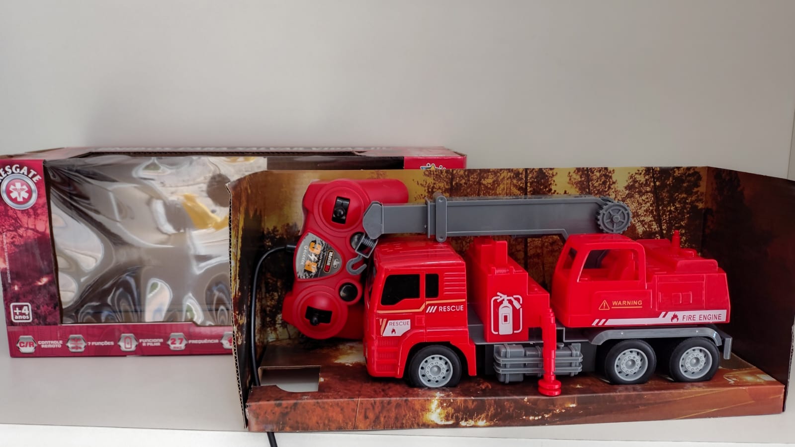 Caminhão Bombeiros com controle