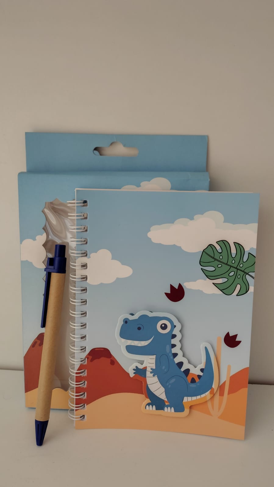 Mini caderno de anotações dino 11,8x16,8 com 38 folhas