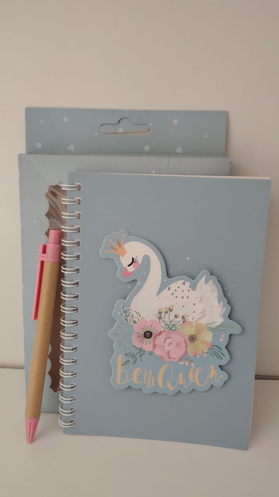 Mini caderno de anotações cisne 11,8x16,8 com 38 folhas