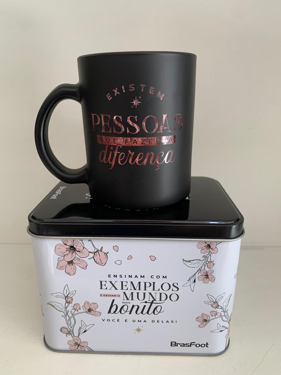 Caneca na lata - Existem pessoas que fazem a diferença