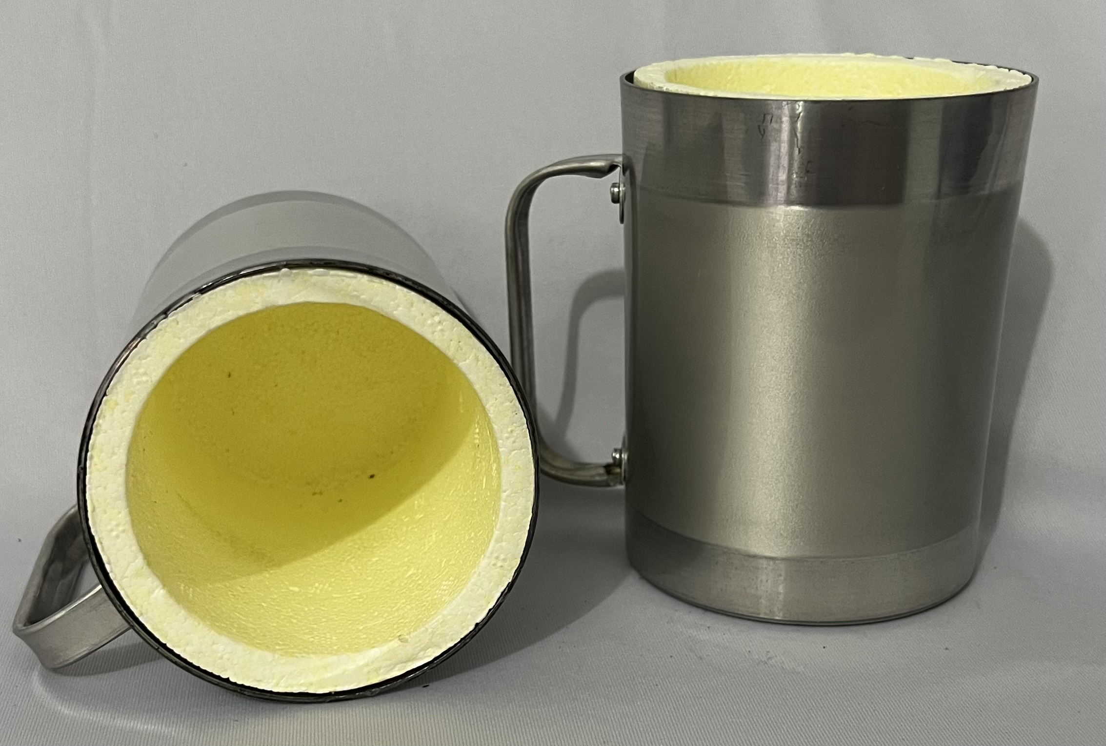 Caneca porta lata isopor personalizado